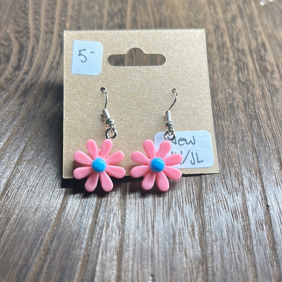 Flower Earrings - Picture 1 of 1